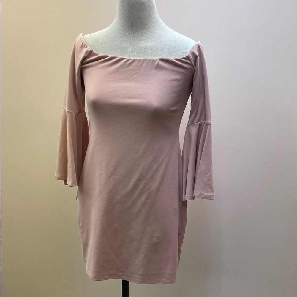 House of Harlow 1960 Pink Off-Shoulder Dress